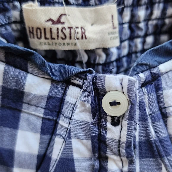 Hollister Navy Checkered Women's Blouse - Picture 6 of 6